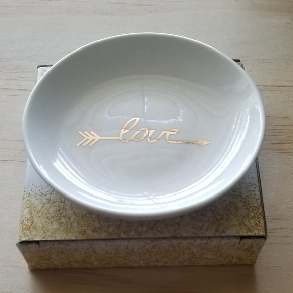 Kevia Jewelry Dish - Picture 3 of 4